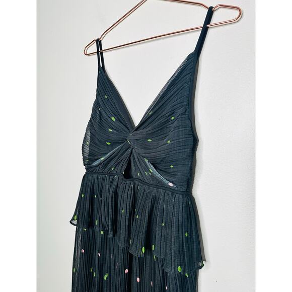 SABINA MUSAYEV Black Red Floral Front Twist Cutout Selina Dress size Medium - Picture 5 of 13